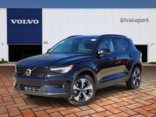 Black 2026 Volvo XC40 B5 Plus