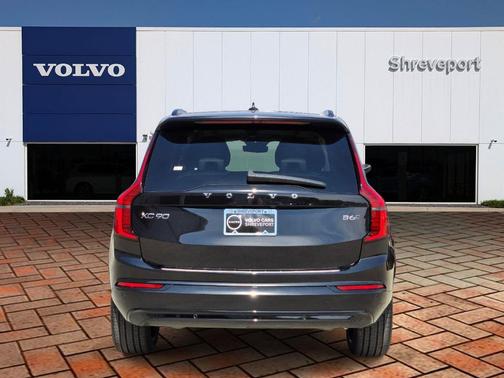 2026 Volvo XC90 B6 Ultra Dark Theme 6-Seater