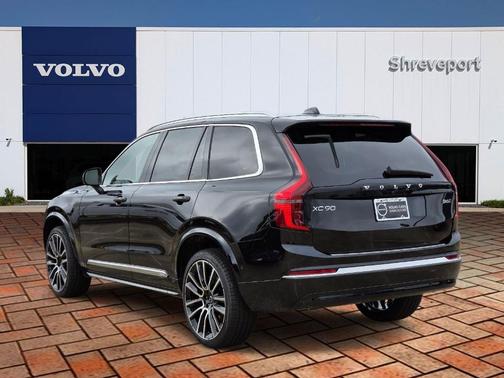 Onyx Black Metallic 2026 Volvo XC90 B6 Plus 7-Seater