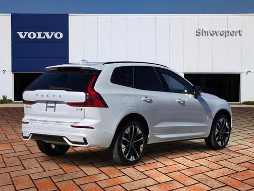 White 2026 Volvo XC60 B5 Plus