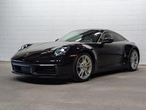 2020 Porsche 911 Carrera