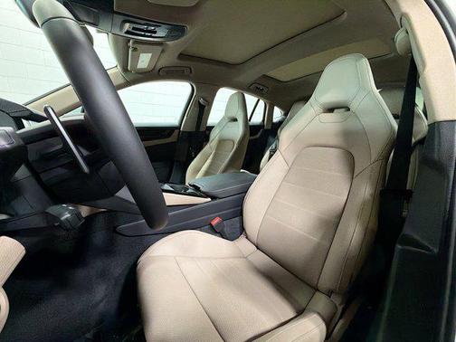 2026 Porsche Panamera RWD