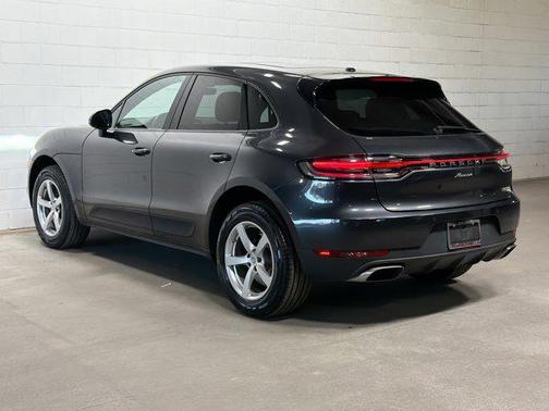 2021 Porsche Macan AWD