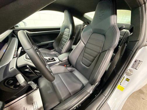 2026 Porsche 911 Carrera