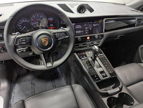 2026 Porsche Macan S