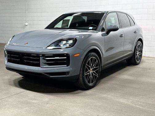 Arctic Grey 2026 Porsche Cayenne Cayenne