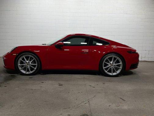 2023 Porsche 911 Carrera