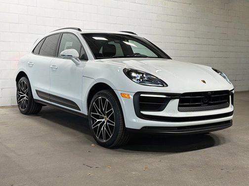 2026 Porsche Macan Macan