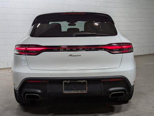 2025 Porsche Macan 