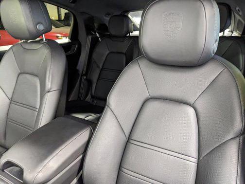 2024 Porsche Cayenne S