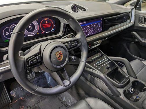 2024 Porsche Cayenne S