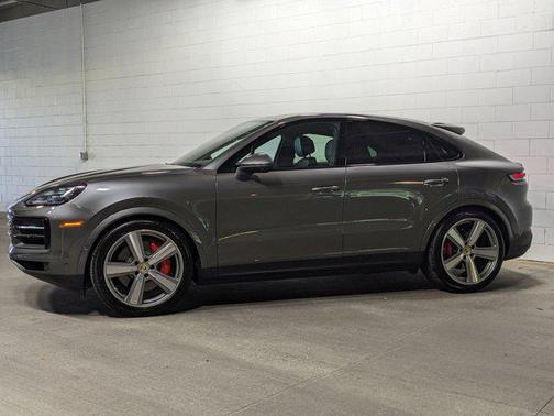 2024 Porsche Cayenne S