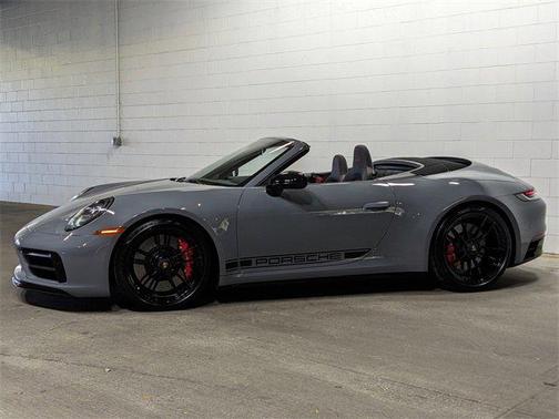 2024 Porsche 911 Carrera GTS