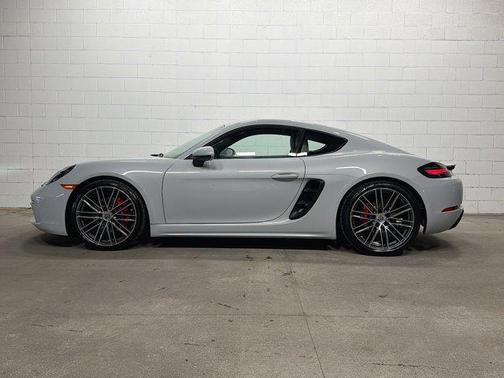 2024 Porsche 718 Cayman S