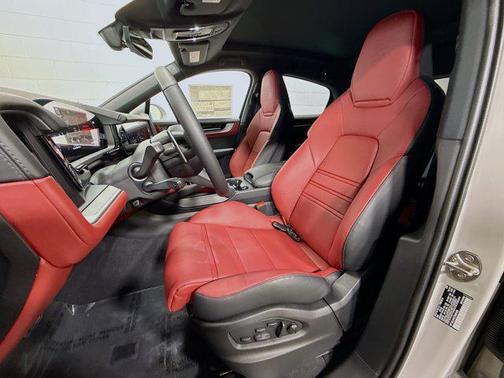 2026 Porsche Cayenne S