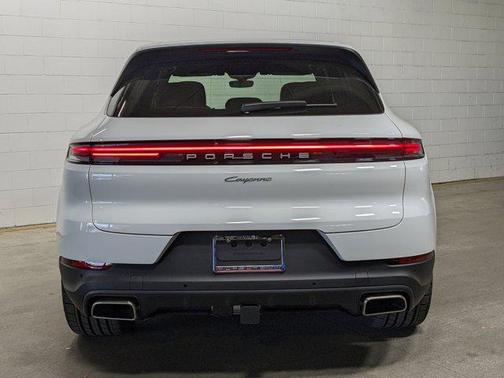2025 Porsche Cayenne AWD