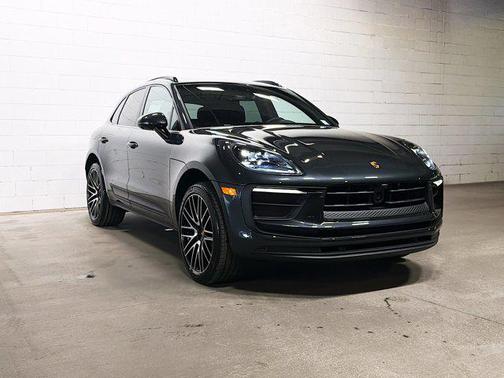 2026 Porsche Macan AWD