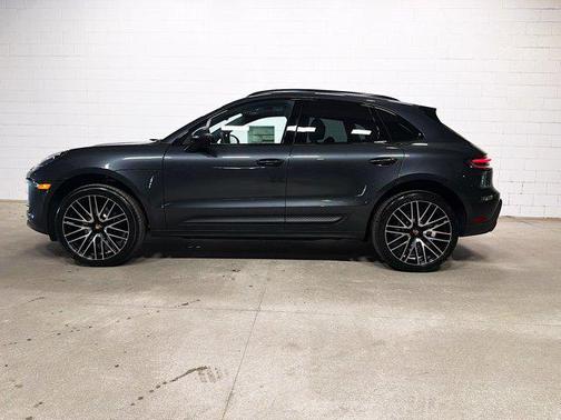 2026 Porsche Macan AWD