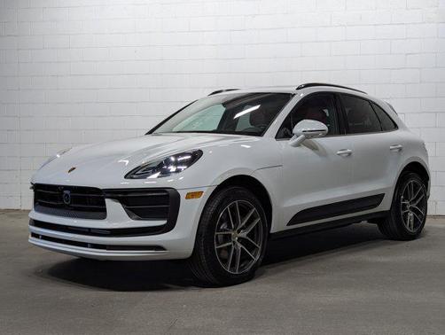 2026 Porsche Macan AWD