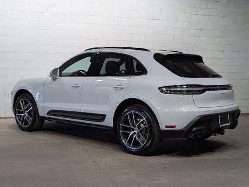 2026 Porsche Macan AWD