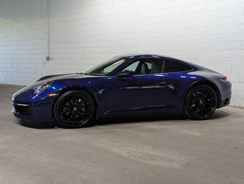 2022 Porsche 911 Carrera 4