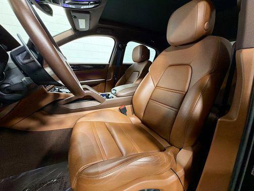 2021 Porsche Cayenne Cayenne