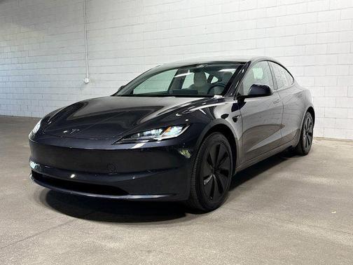 Stealth Grey 2025 Tesla Model 3 Standard Range