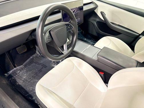 Stealth Grey 2025 Tesla Model 3 Standard Range