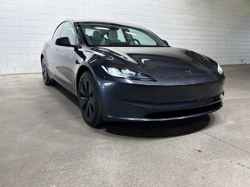 Stealth Grey 2025 Tesla Model 3 Standard Range
