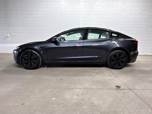 Stealth Grey 2025 Tesla Model 3 Standard Range