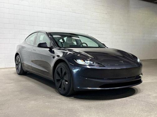 Stealth Grey 2025 Tesla Model 3 Standard Range