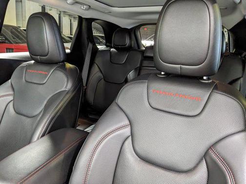 2019 Jeep Cherokee Trailhawk Elite