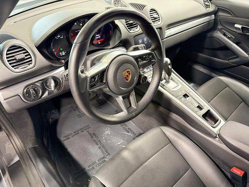 2023 Porsche 718 Boxster 