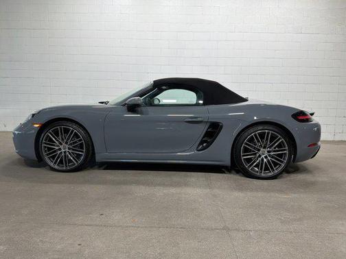 2023 Porsche 718 Boxster 