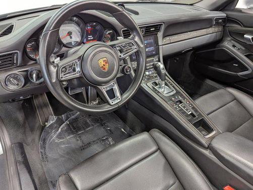 2017 Porsche 911 Carrera 4S Cabriolet