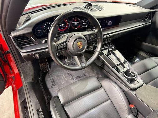 2022 Porsche 911 Carrera GTS