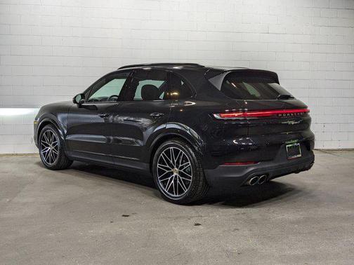 2024 Porsche Cayenne S