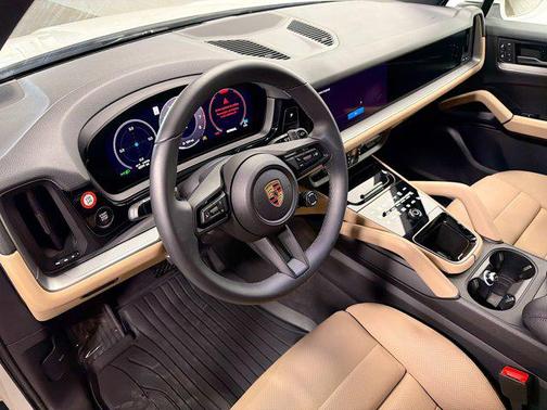 2025 Porsche Cayenne Cayenne