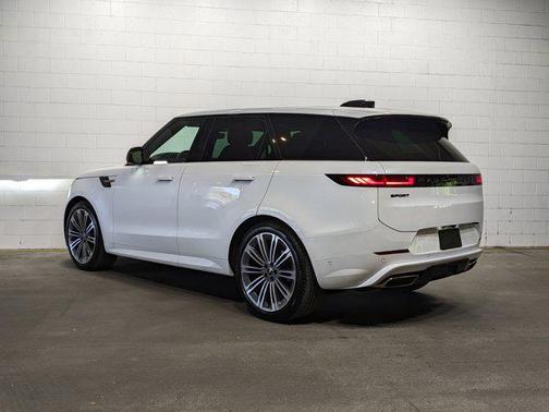 2024 Land Rover Range Rover Sport SE