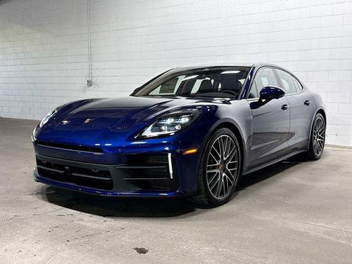 2026 Porsche Panamera RWD