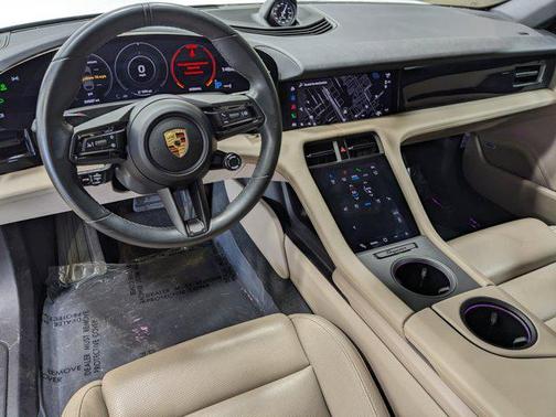 2022 Porsche Taycan Cross Turismo 4