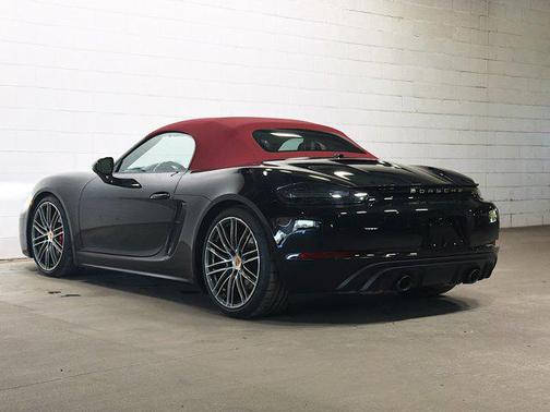 2025 Porsche 718 Boxster GTS 4.0