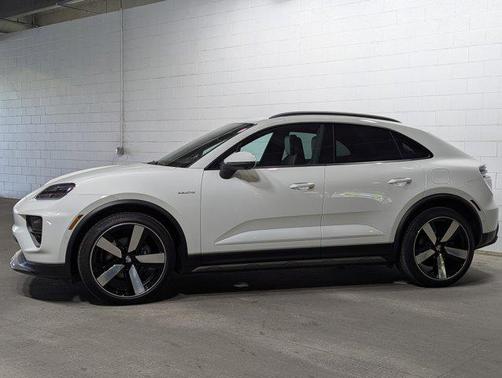 2025 Porsche Macan Electric