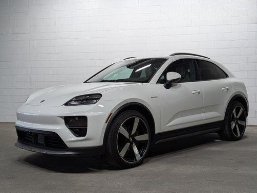 2025 Porsche Macan Electric