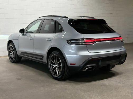 2026 Porsche Macan 