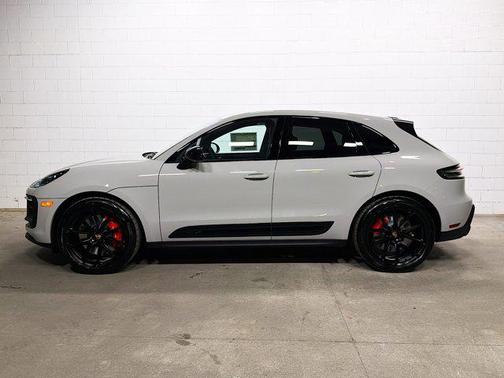 2026 Porsche Macan GTS