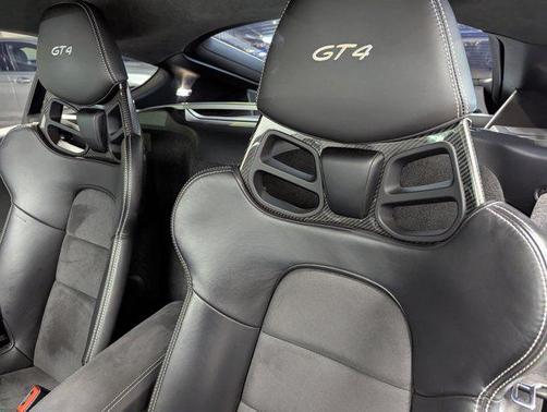 2020 Porsche 718 Cayman GT4