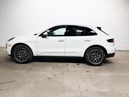 2017 Porsche Macan S