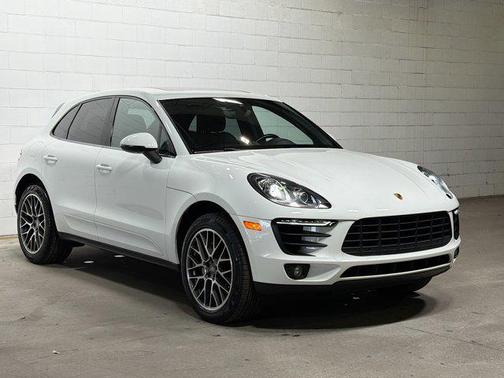 2017 Porsche Macan S