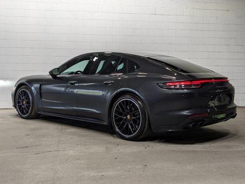 2023 Porsche Panamera Turbo S